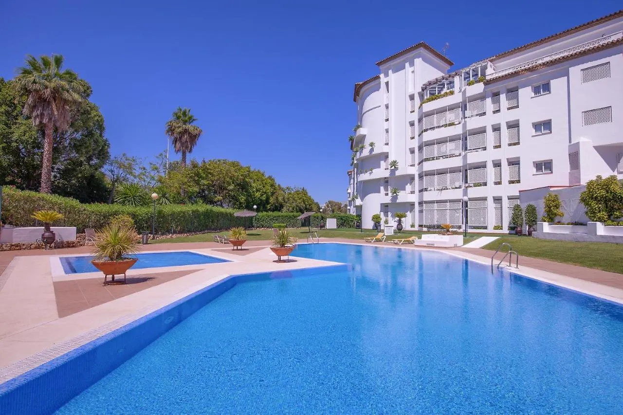 3 Dormitorios En Las Gaviotas Ref G1 209 Marbella Apartment