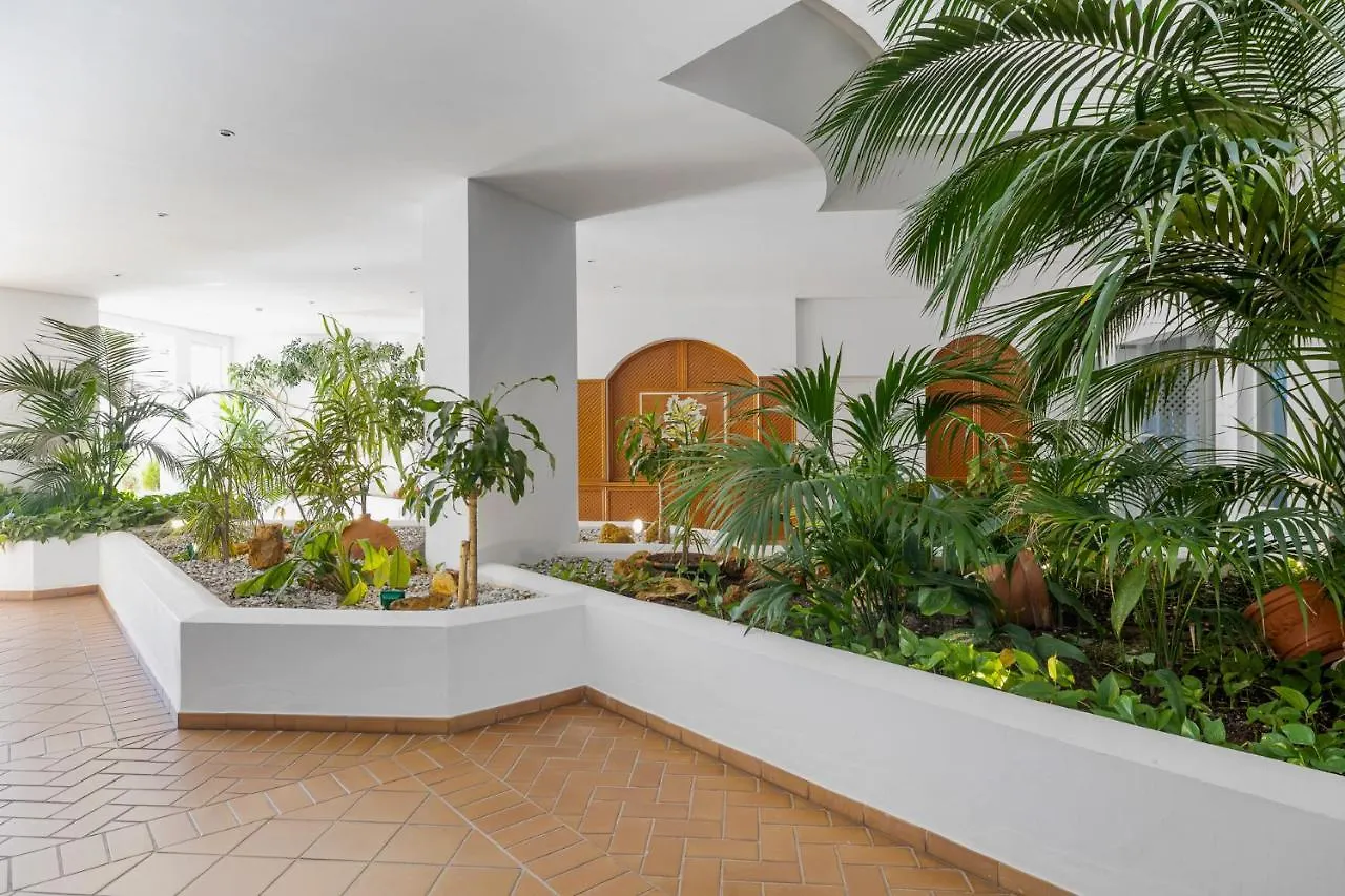 Apartment 3 Dormitorios En Las Gaviotas Ref G1 209 Marbella